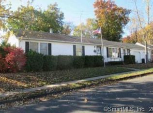20 Oxford St, Wethersfield, CT 06109
