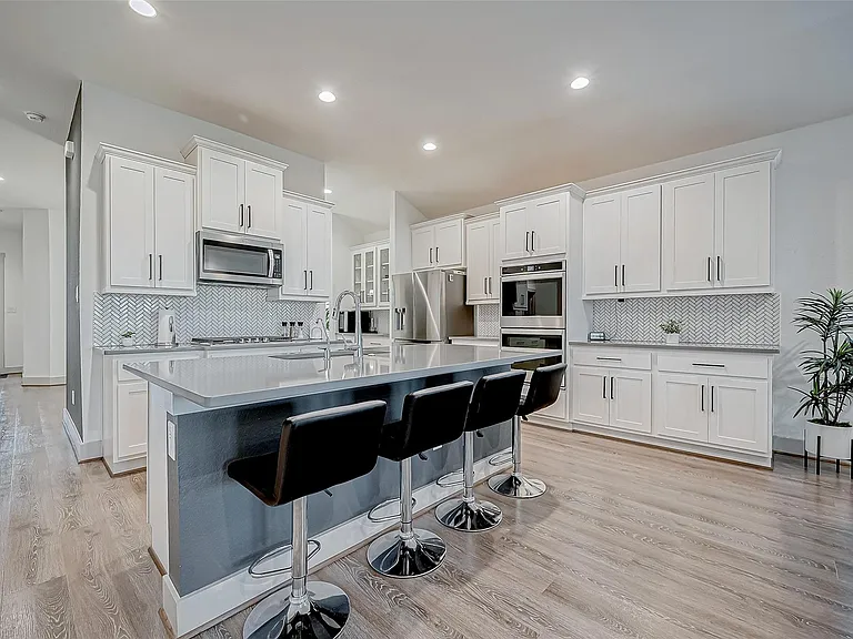 3802 Colorado Bend Dr — Photo 16