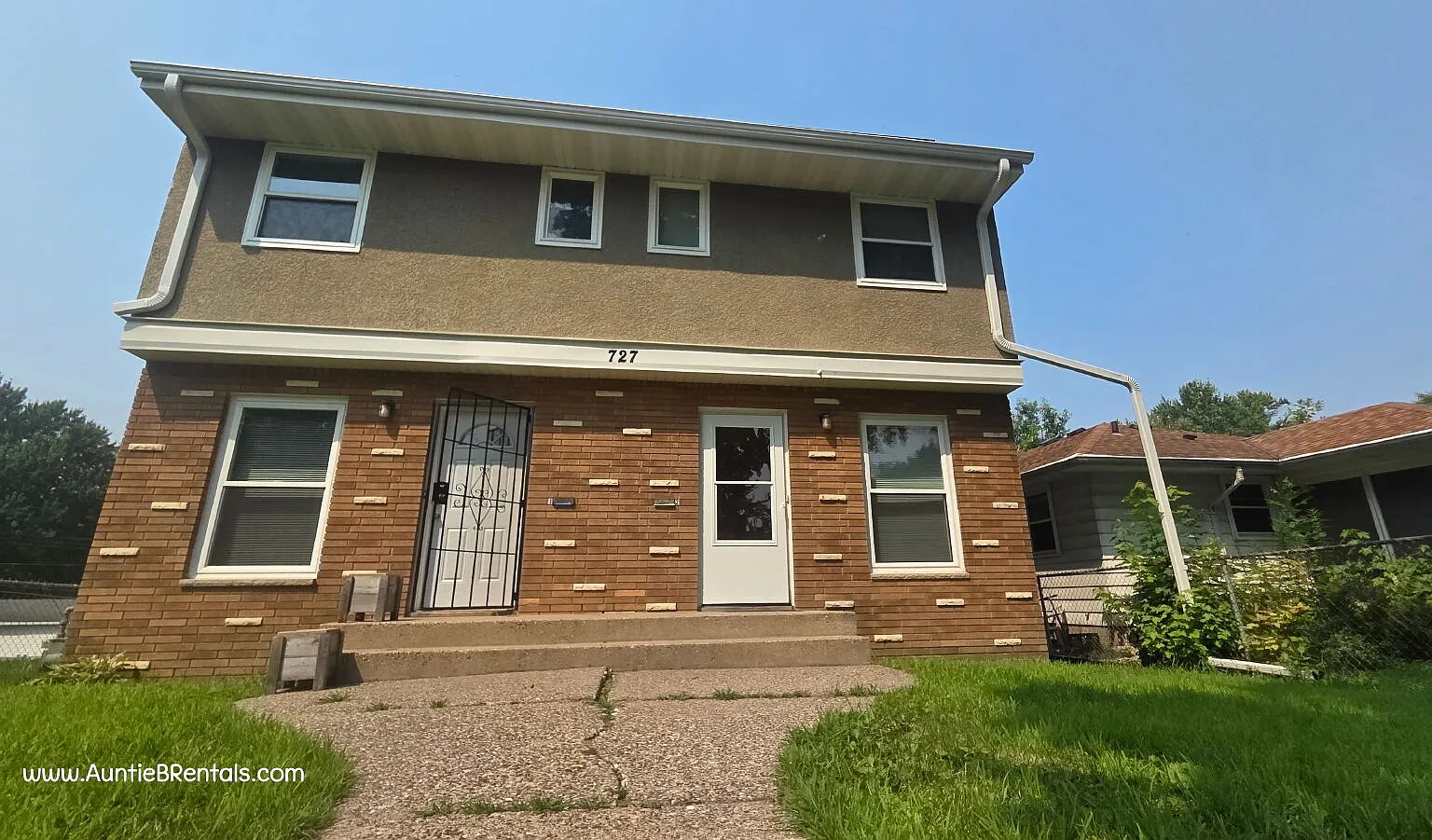 2 bed, 1.0 bath, $1,500 — Photo 2