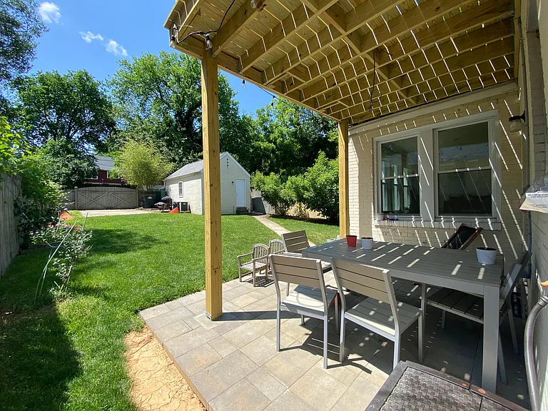 2617 Newton St NE — Photo 32