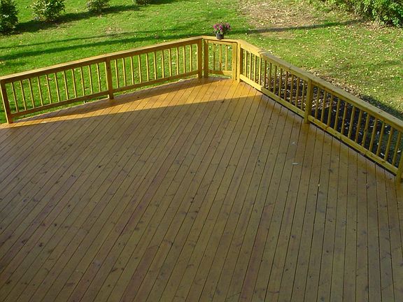 650 sq. ft. Deck 2