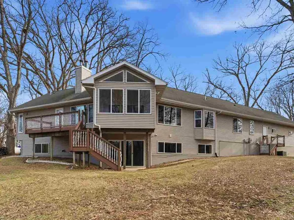 1388 Arline Cir, Mount Vernon, IA 52314