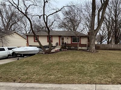 6643 Larsen Ln, Shawnee, KS, 66203