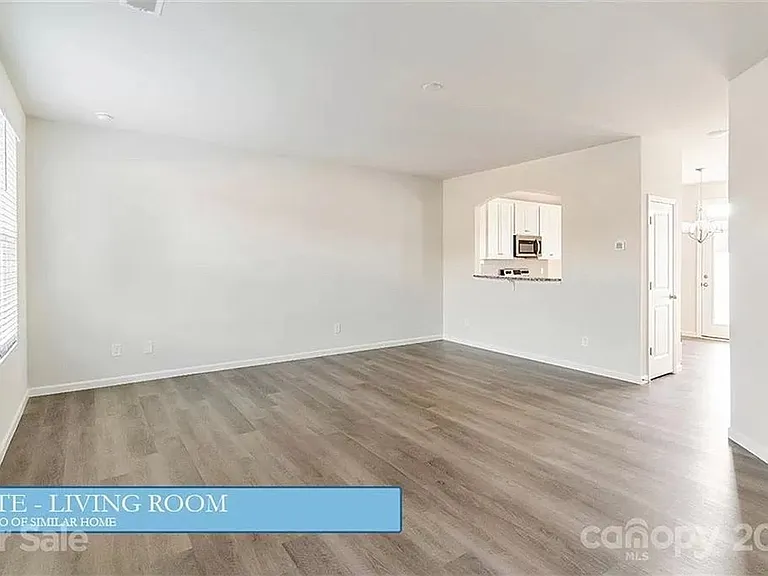 1029 Beatty Woods Dr — Photo 6