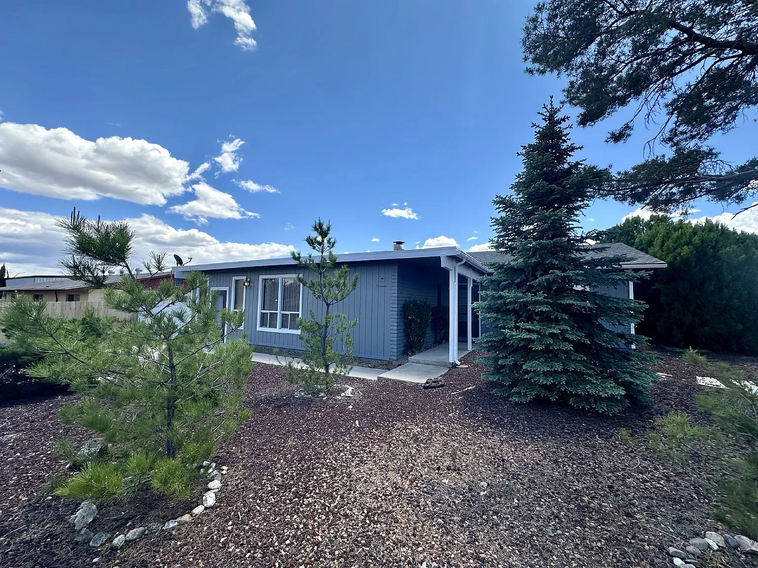 2 bed, 2.0 bath, 1197 sqft, $1,700 — Photo 1