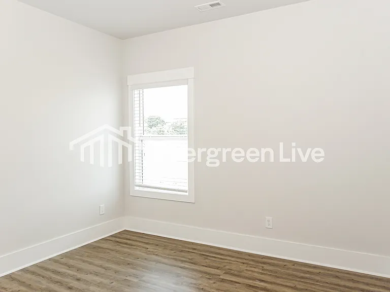 27497 McKenna Dr — Photo 13