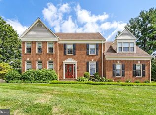 8271 Lees Ridge Rd, Warrenton, VA 20186