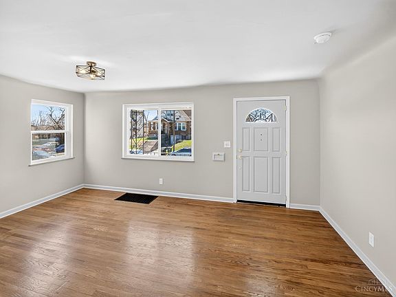 5th image of 4056 Palos St