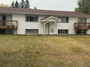 10906 97th St, Grande Prairie, AB T8V2B9