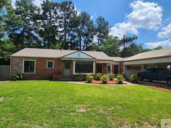 704 Oliver St, Atlanta, TX 75551