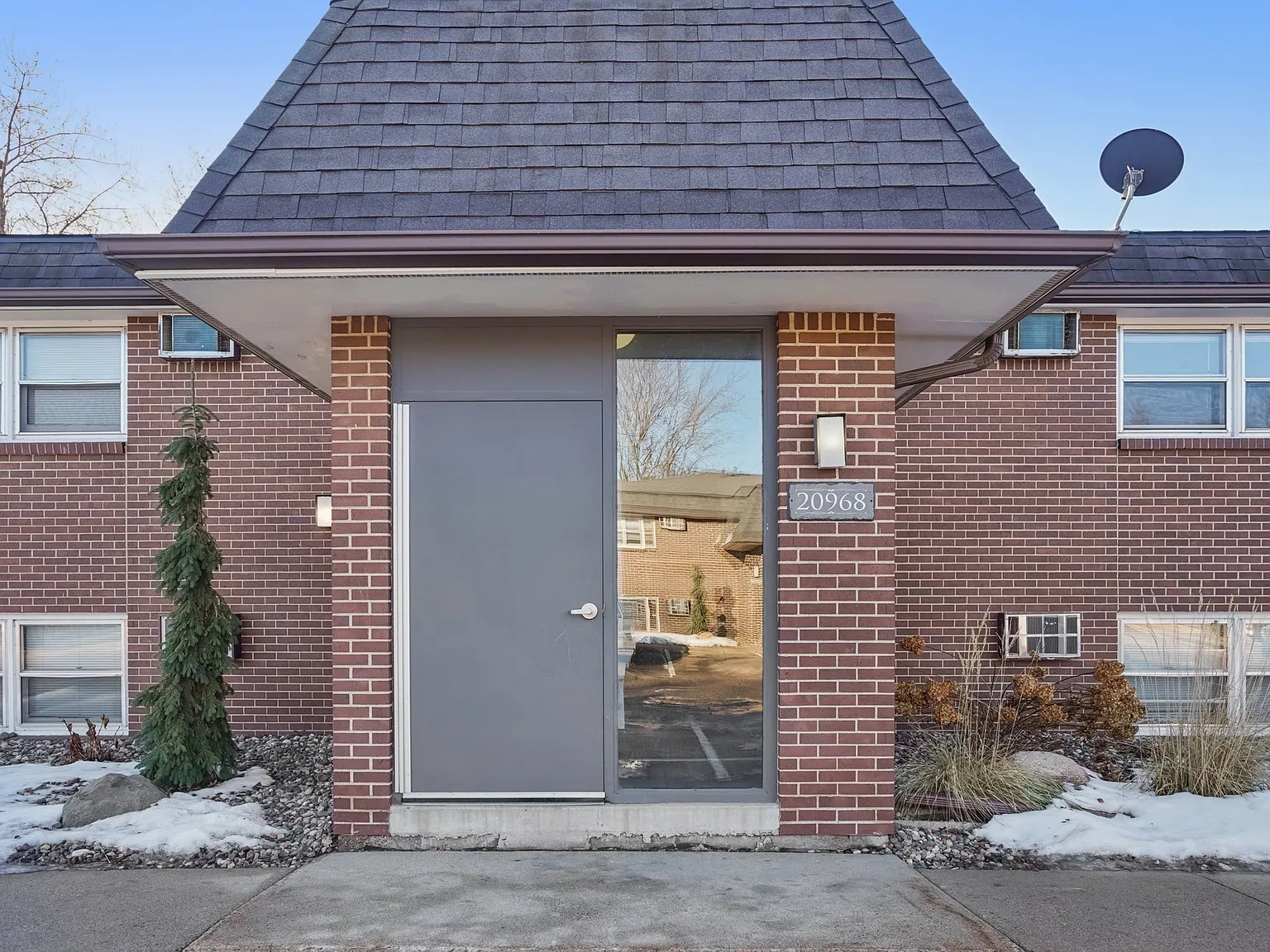 Village Dweller Apartments — Photo 1