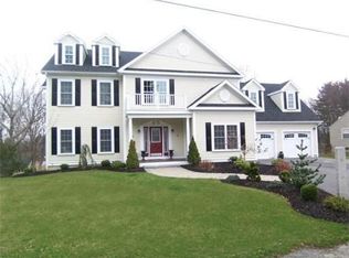 8 Ardley Rd, Winchester, MA 01890