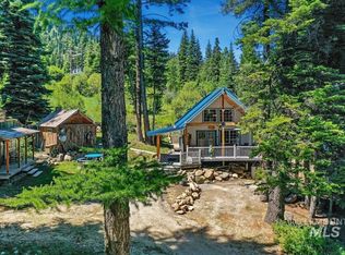 411 Doriann Dr, Cascade, ID 83611