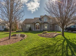 38 Oneida View Dr, Pennellville, NY 13132