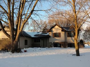 354 S 5th St, Winneconne, WI 54986