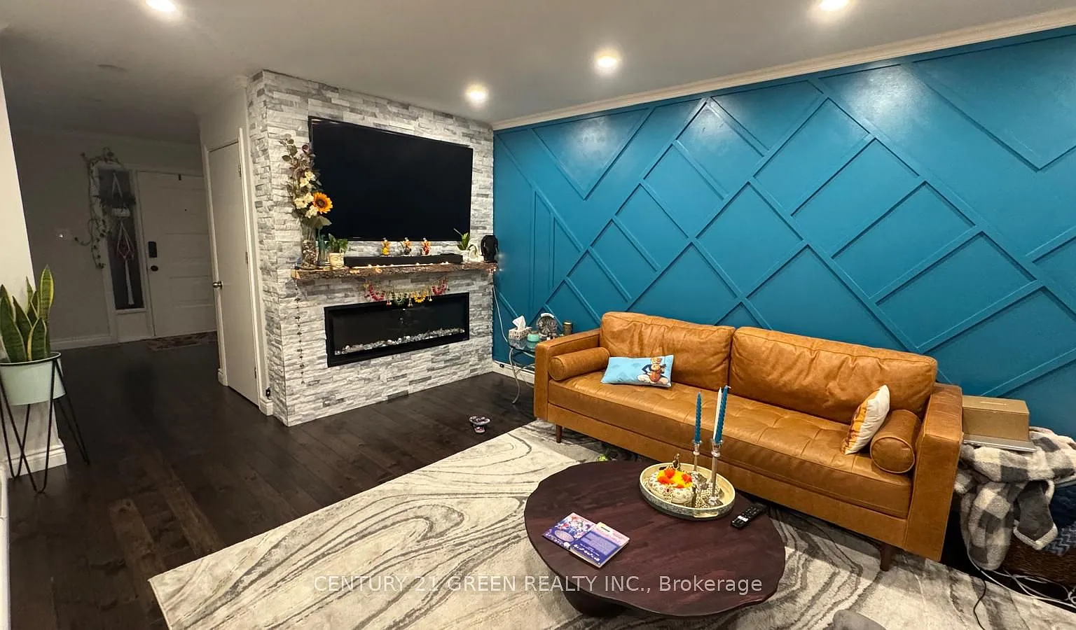 3 bed, $2,600 — Photo 4