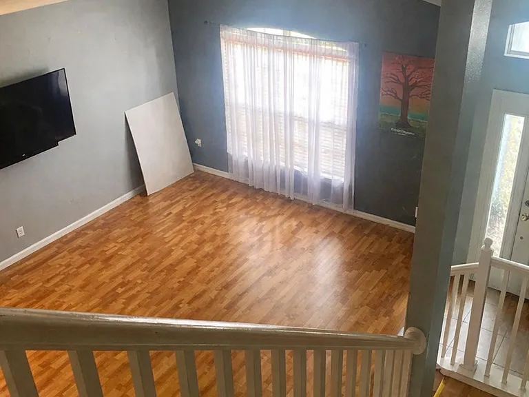 7752 Dryden Way — Photo 2