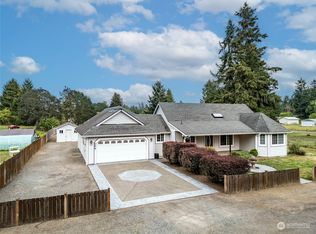 964 Tipsoo Loop N, Rainier, WA 98576