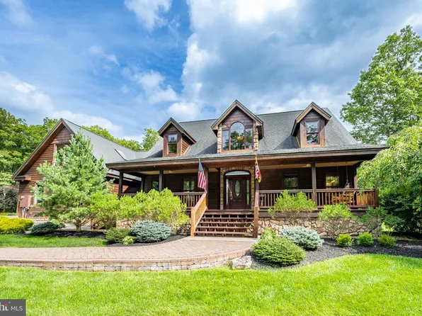 65 Golden Woods Ct, Swanton, MD 21561
