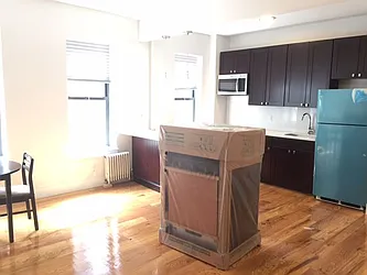 Rented by Lang Realty LLC