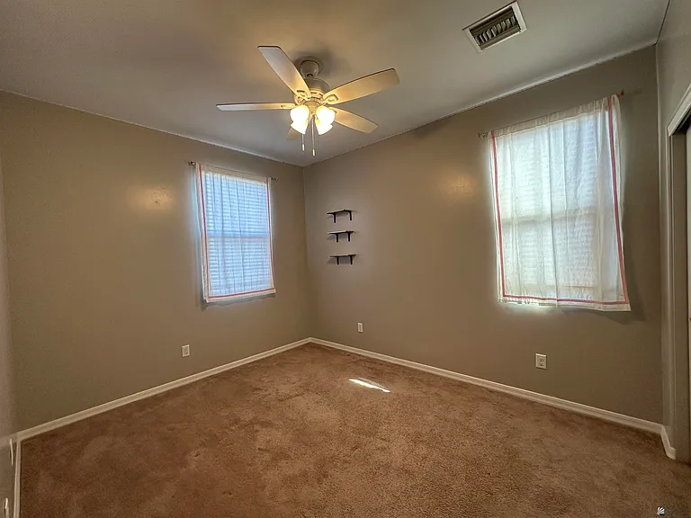 6569 E 34th Ln — Photo 23