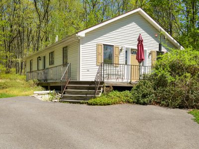 317 Fall Creek Ter, Stroudsburg, PA, 18360