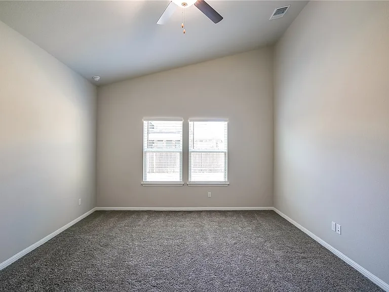 140 Bright Star Ln — Photo 20