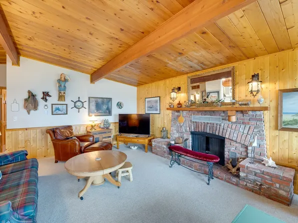 474 Vista Rd #Id1385656p, Freeland, WA 98249