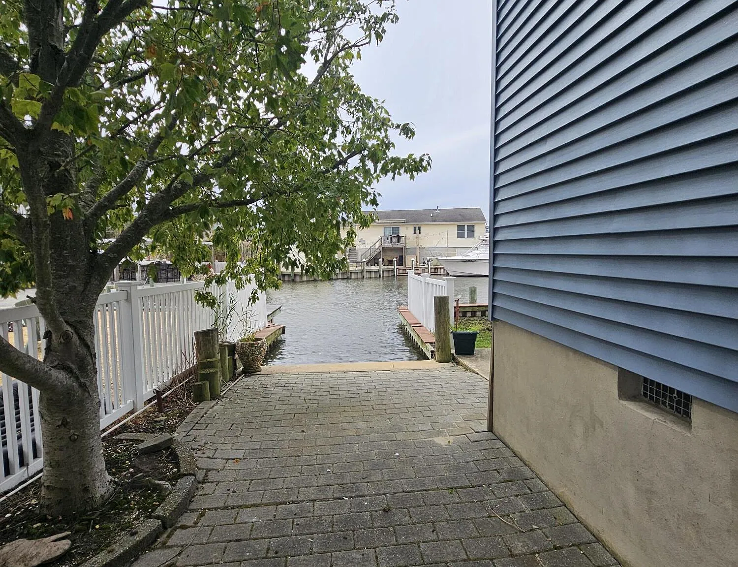 4 bed, 1904 sqft, $4,750 — Photo 4