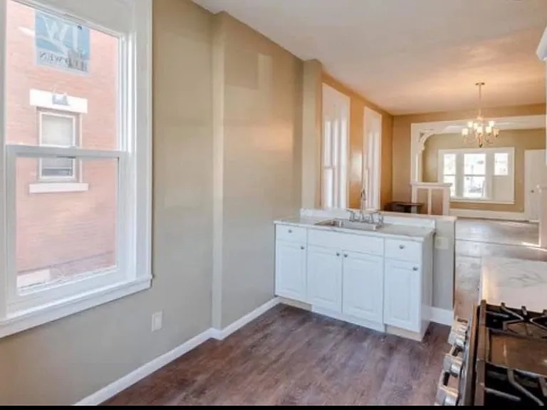 687 Aurora Ave #2 — Photo 2