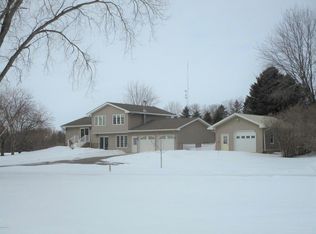 20775 464th Ave, Morris, MN 56267