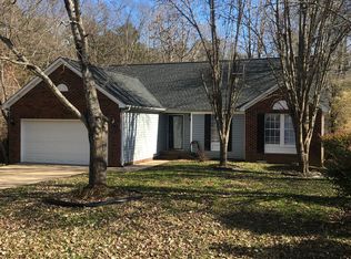 1932 Misty Vale Rd, Charlotte, NC 28214