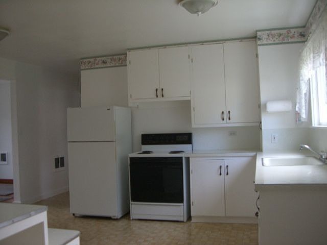 kitchen downstairs