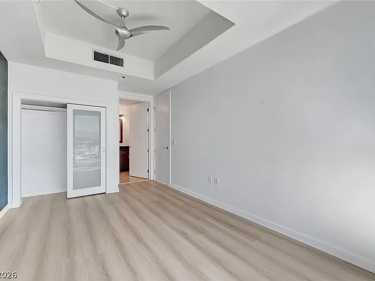 4575 Dean Martin Dr #602 — Photo 24