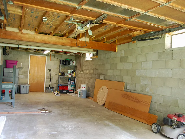 2-car Garage