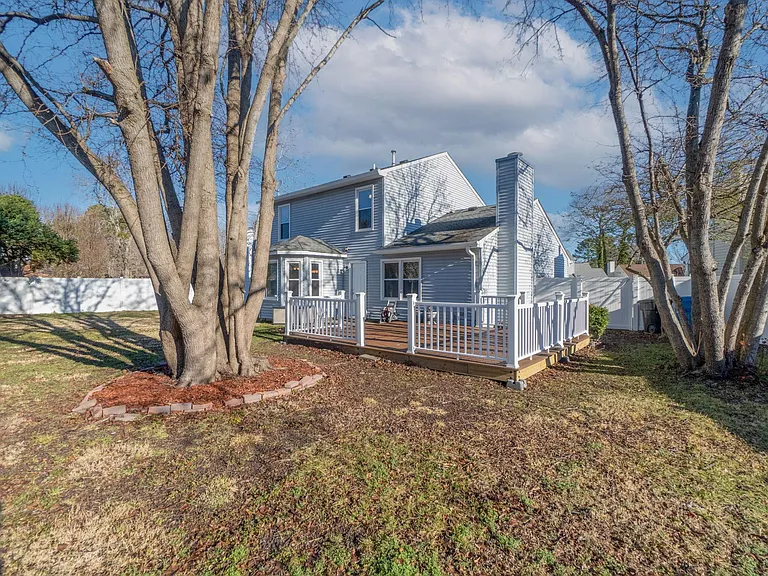 1221 Garth Ct — Photo 27