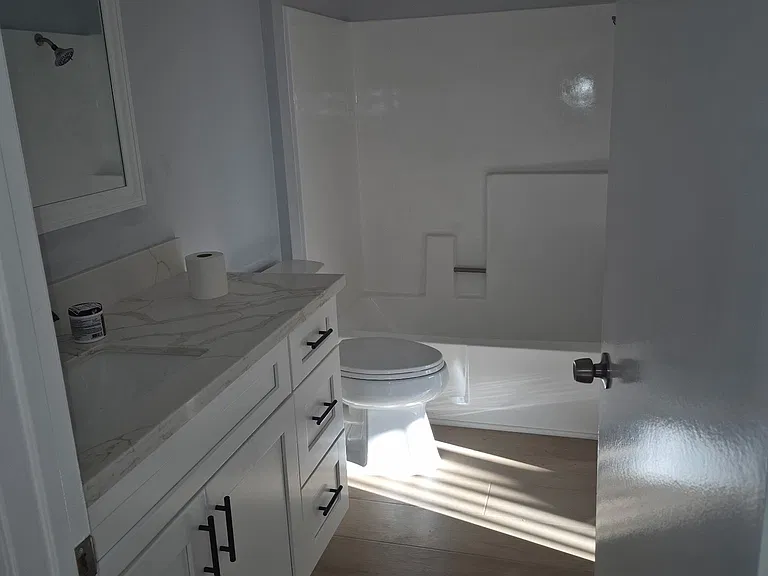14831 Sherman Way #2 — Photo 5