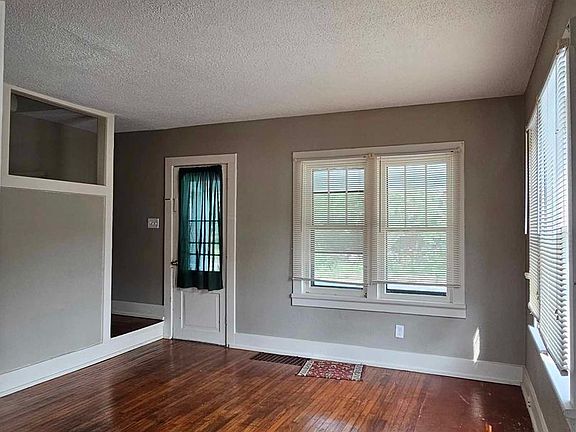 4th image of 318 S Prospect St