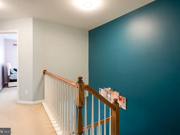 235 Baxter Dr — Photo 20