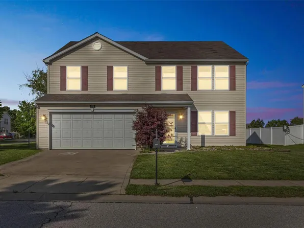 204 River Laurel Dr, Belleville, IL 62220