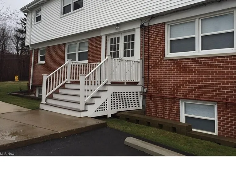 9889 Johnnycake Ridge Rd #B — Photo 1