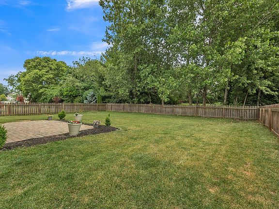 3rd image of 1372 Celtic Dr