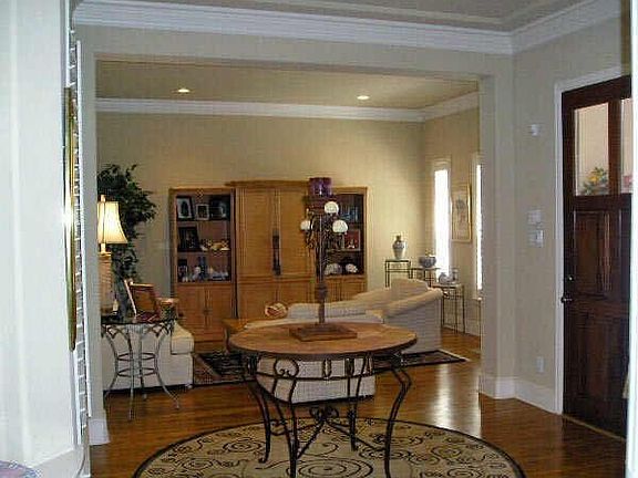 3rd image of 1104 Old Bridge Ct