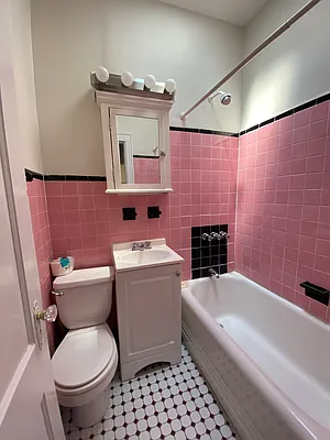 Rented by Corcoran | media 14