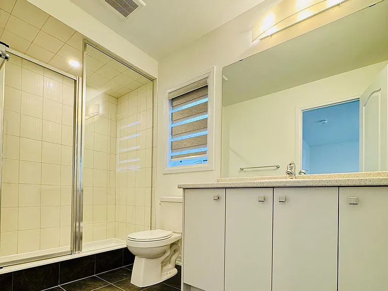 52 Cresthaven Hts — Photo 17
