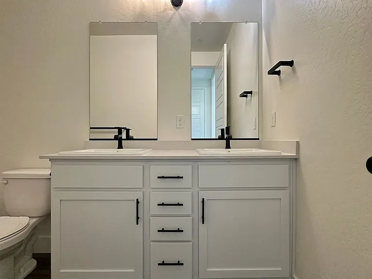 3949 W Sunnyview Ave — Photo 12