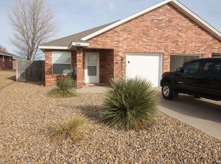 708 Bison Rd APT B, Clovis, NM 88101