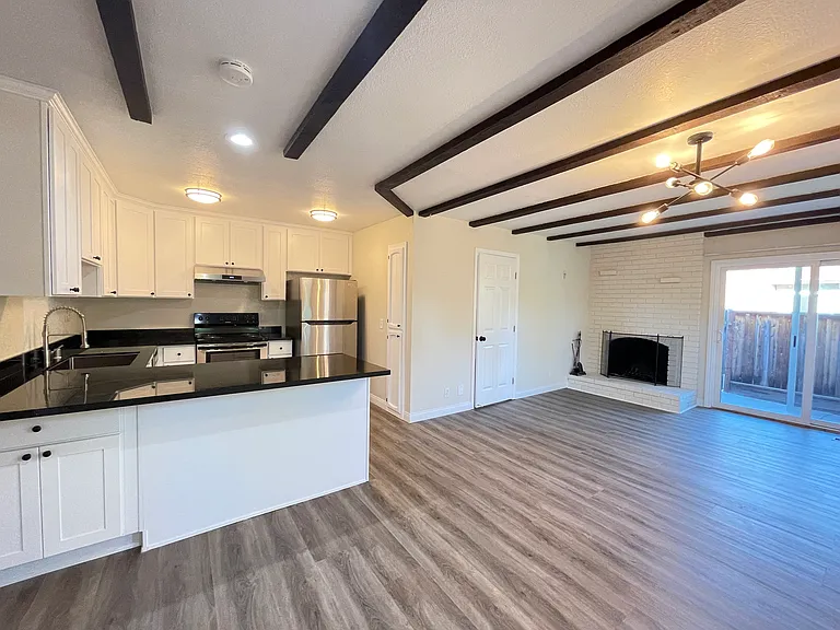 1259 W McKinley Ave #A — Photo 1