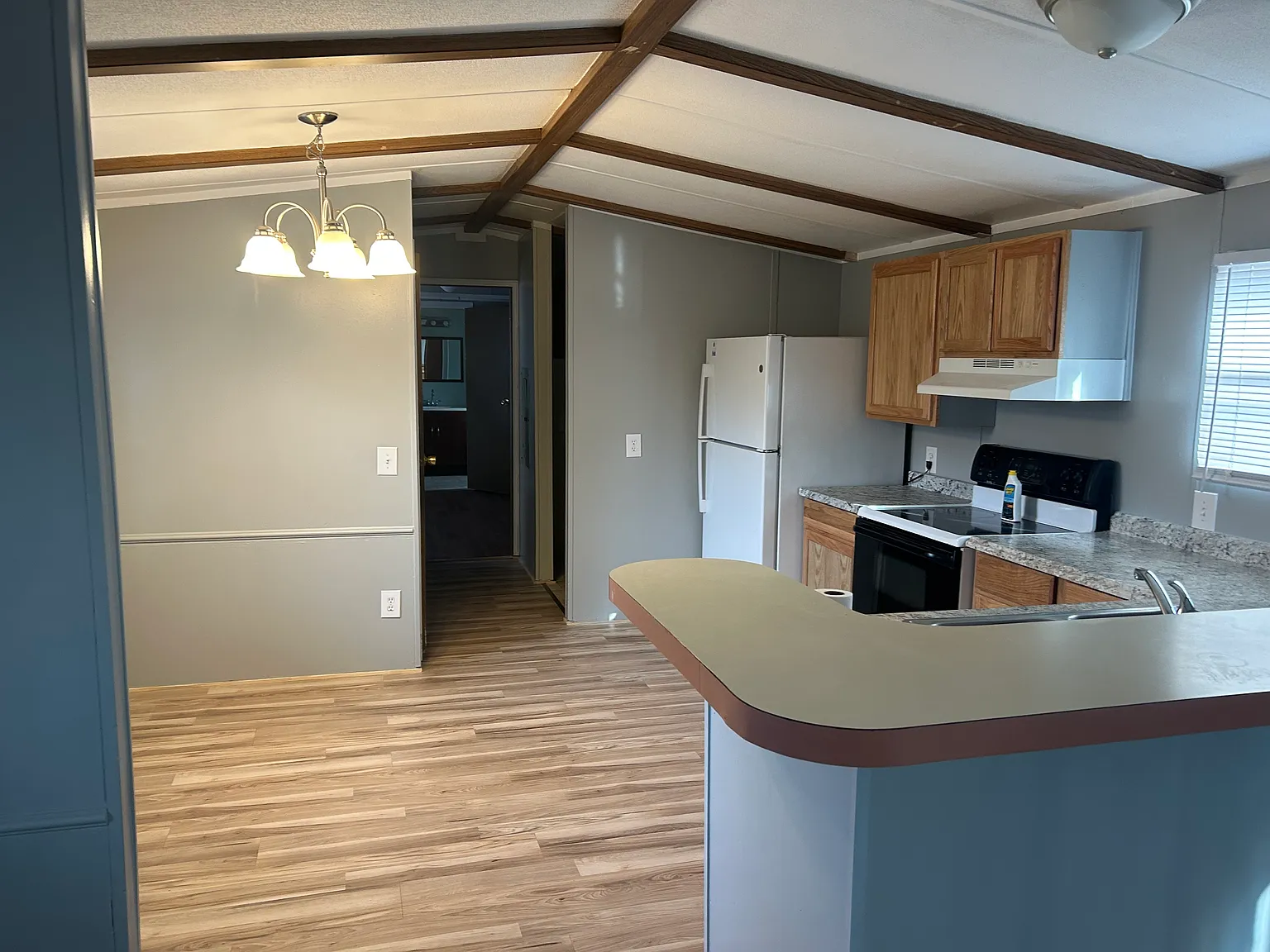 3 bed, 1120 sqft, $1,400 — Photo 3