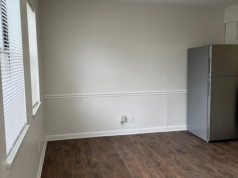 8 Davidfield Cv — Photo 4